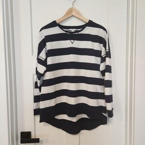 Crown & Ivy Distressed Hem Sweatshirt